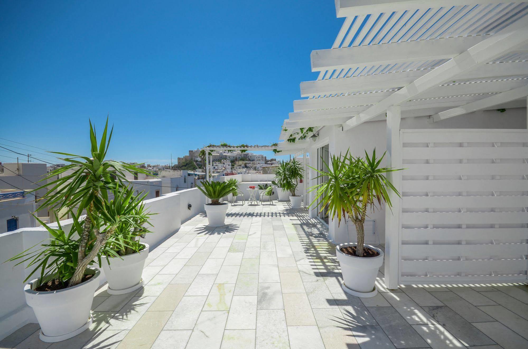 โรงแรมแอเดรียนี Naxos City ภายนอก รูปภาพ